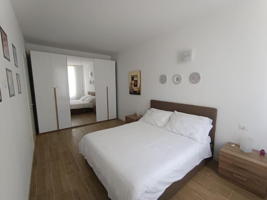 La Casa Di Alice In Centro Villa Bergamo Buitenkant foto
