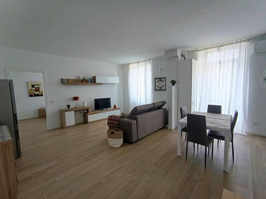 La Casa Di Alice In Centro Villa Bergamo Buitenkant foto
